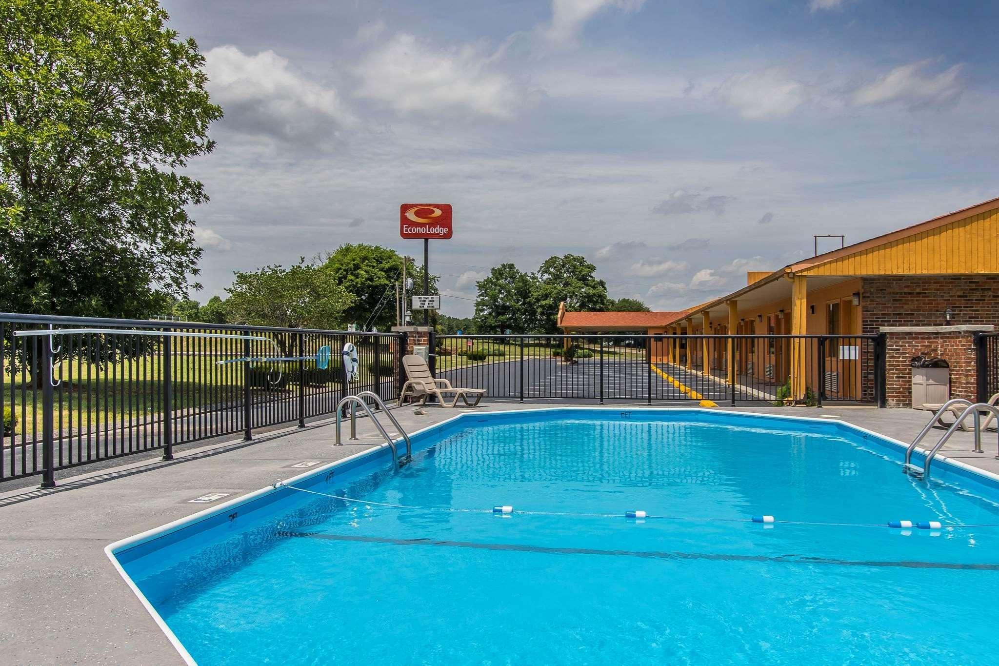 Econo Lodge Cornersville Exterior foto