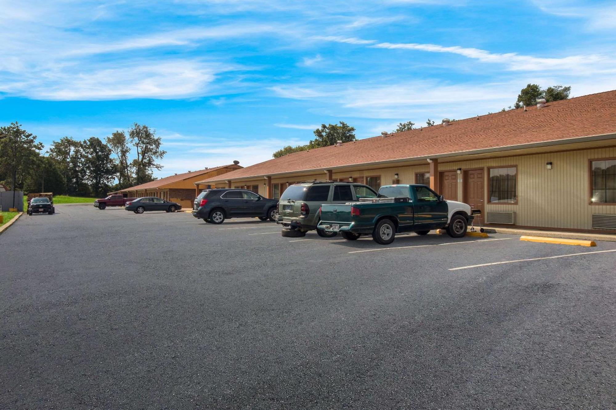 Econo Lodge Cornersville Exterior foto